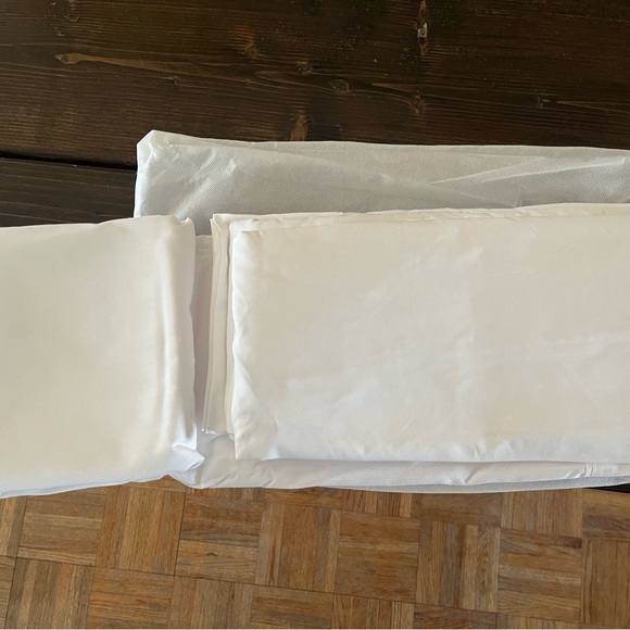 Queen sheet set. - Picture 5 of 8